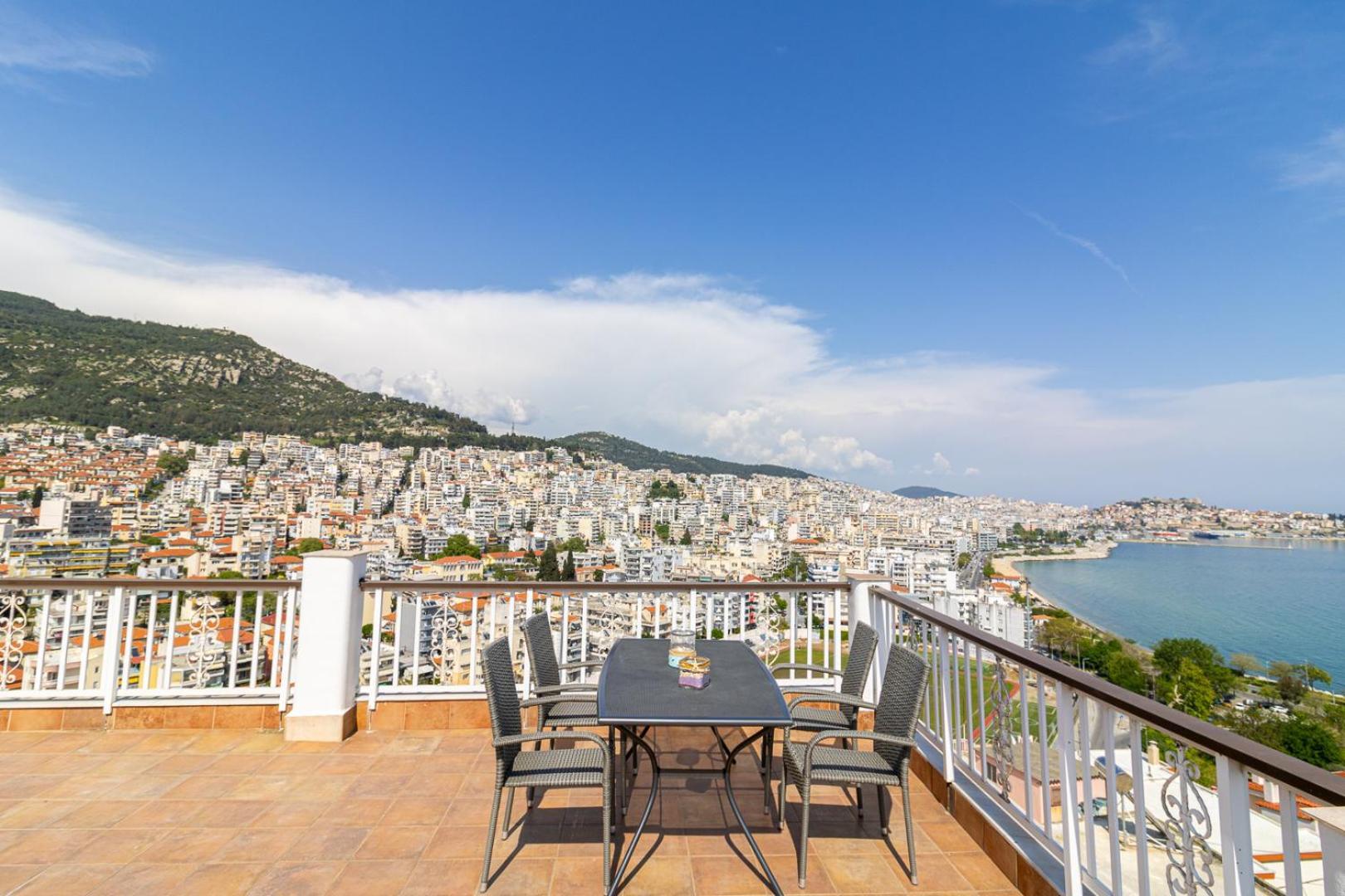 Finas Penthouse,Private Terrace,Great View,Mins From Sea Apartment Kavala Exterior photo
